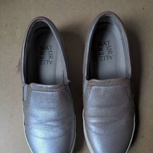 Naturalizer Marianne Slip-On Shoes Women's Size 5.5 M - Cafe Creme / Gold Beige